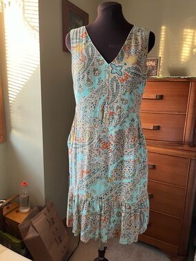 Sleeveless Mint Paisley Dress by MSSP